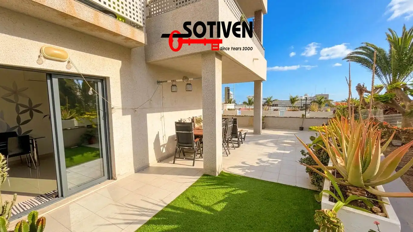 Apartamento con piscina en venta en El Horno. Edf. Paraíso V