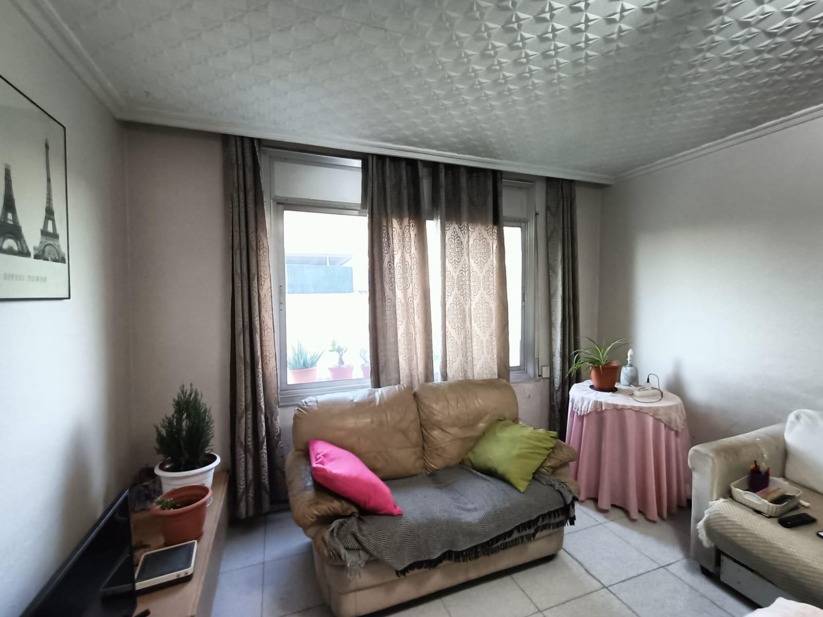 Bedroom of Flat for sale in Sabadell