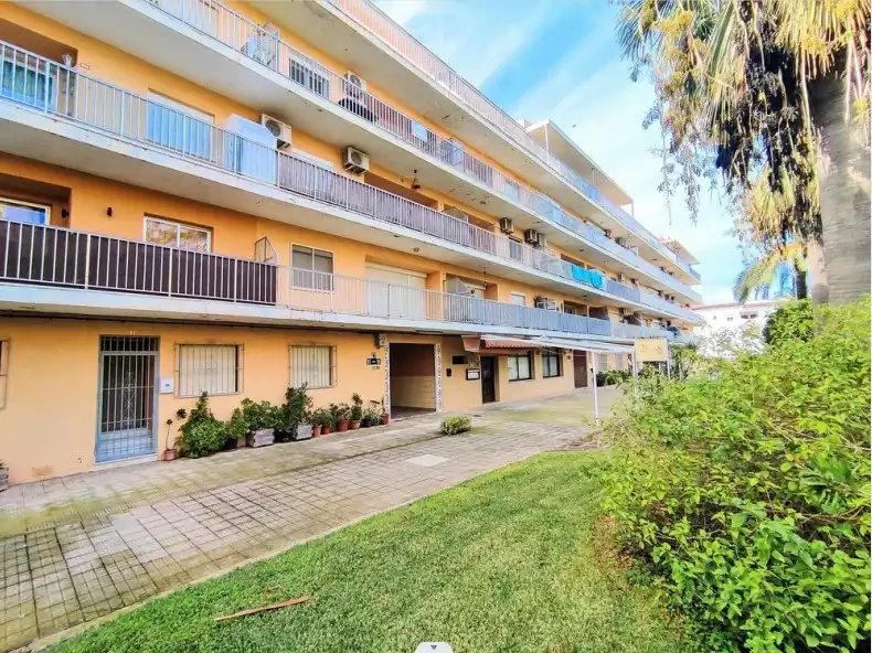 Vista exterior de Àtic en venda en Dénia amb Aire condicionat, Jardí privat i Terrassa