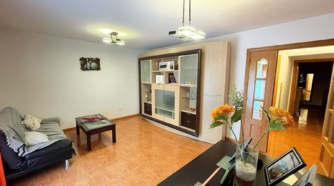 Foto 2 de Piso de alquiler en Zona Sur - Av. de España - San Miguel, Plasencia