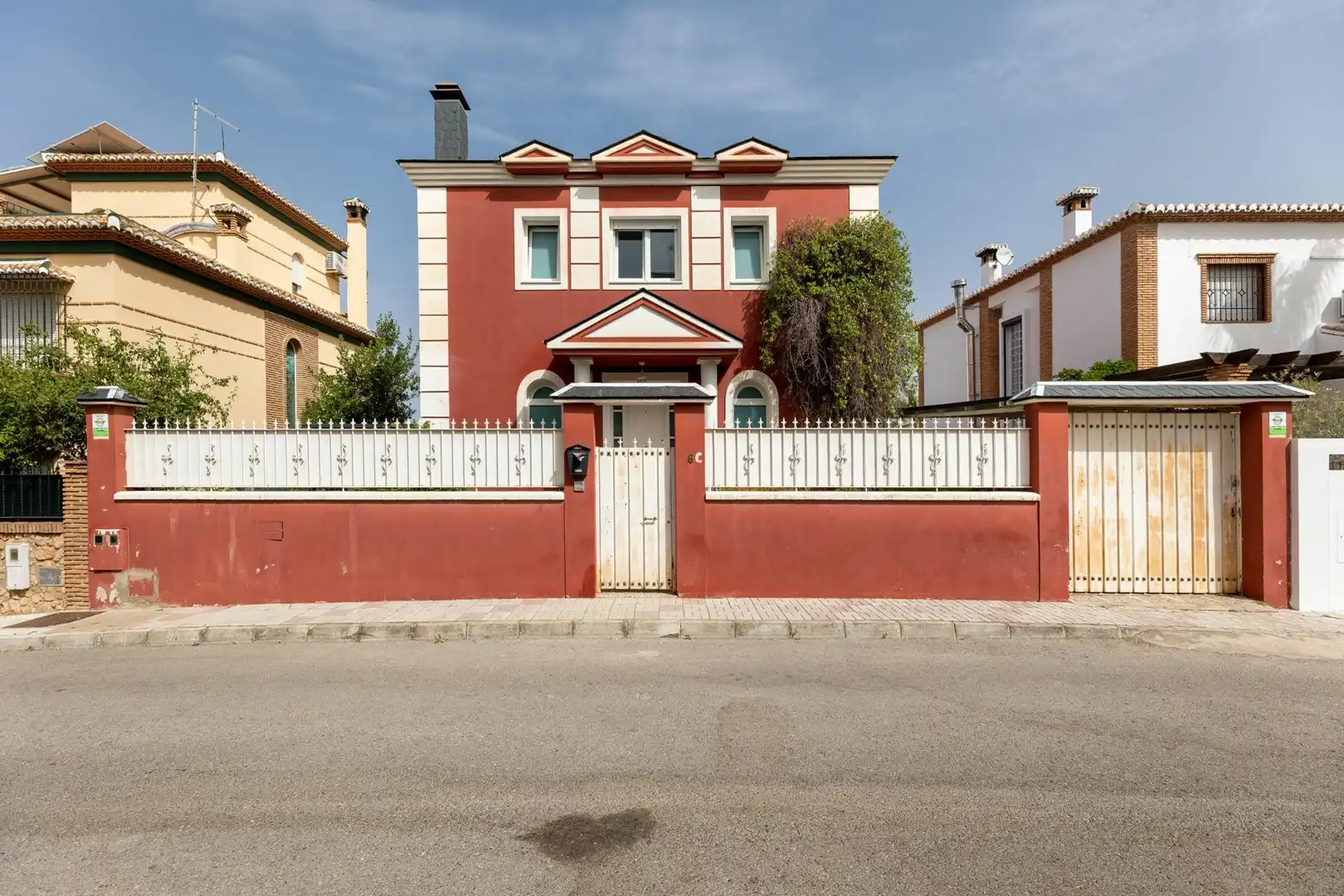 Exterior view of Houses for sale in Monachil  with Air Conditioner, Heating and Private garden