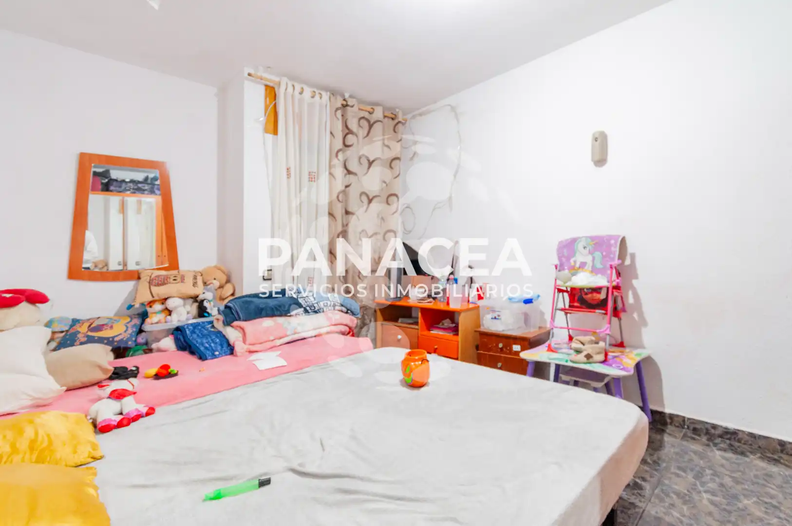 Habitación de Piso en venta en El Ejido con Terraza, Amueblado y Horno
