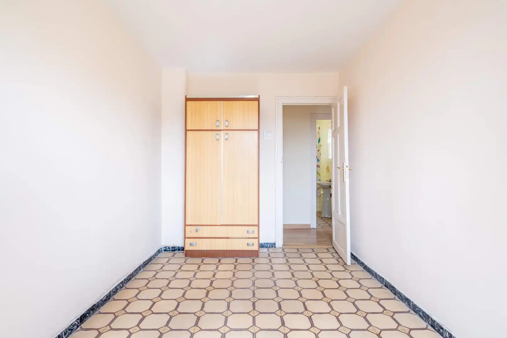 Habitación de Piso en venta en Zaragoza con Calefacción y Parquet