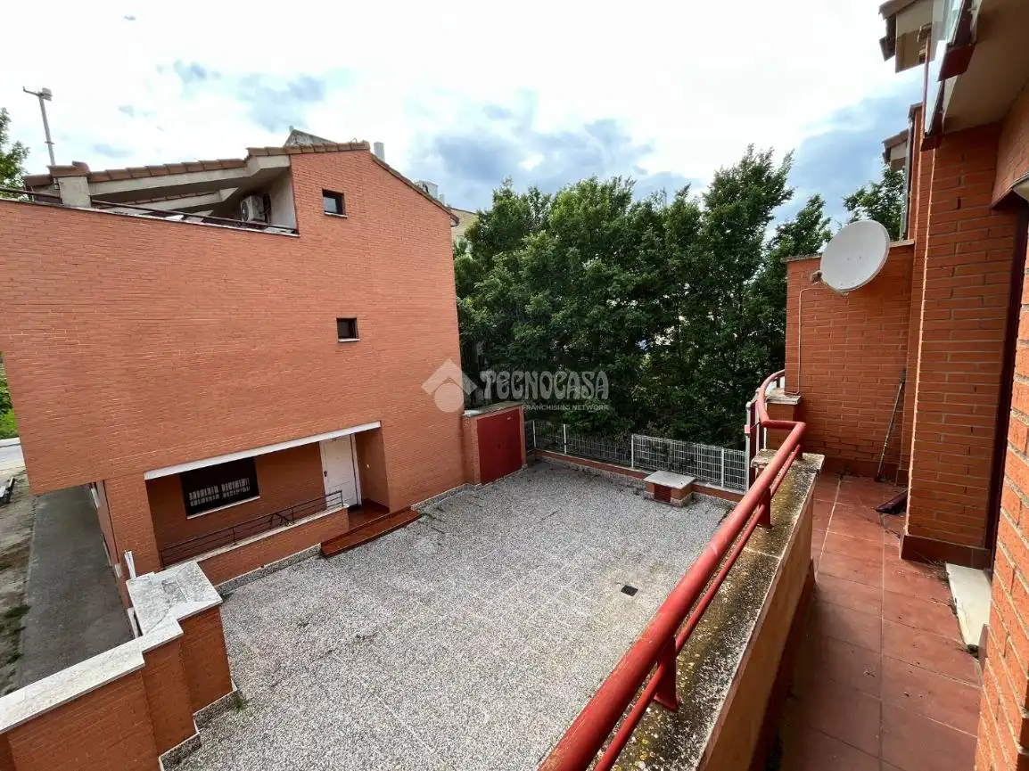 Terrace of Detached homes for sale in Santa Isabel - Movera