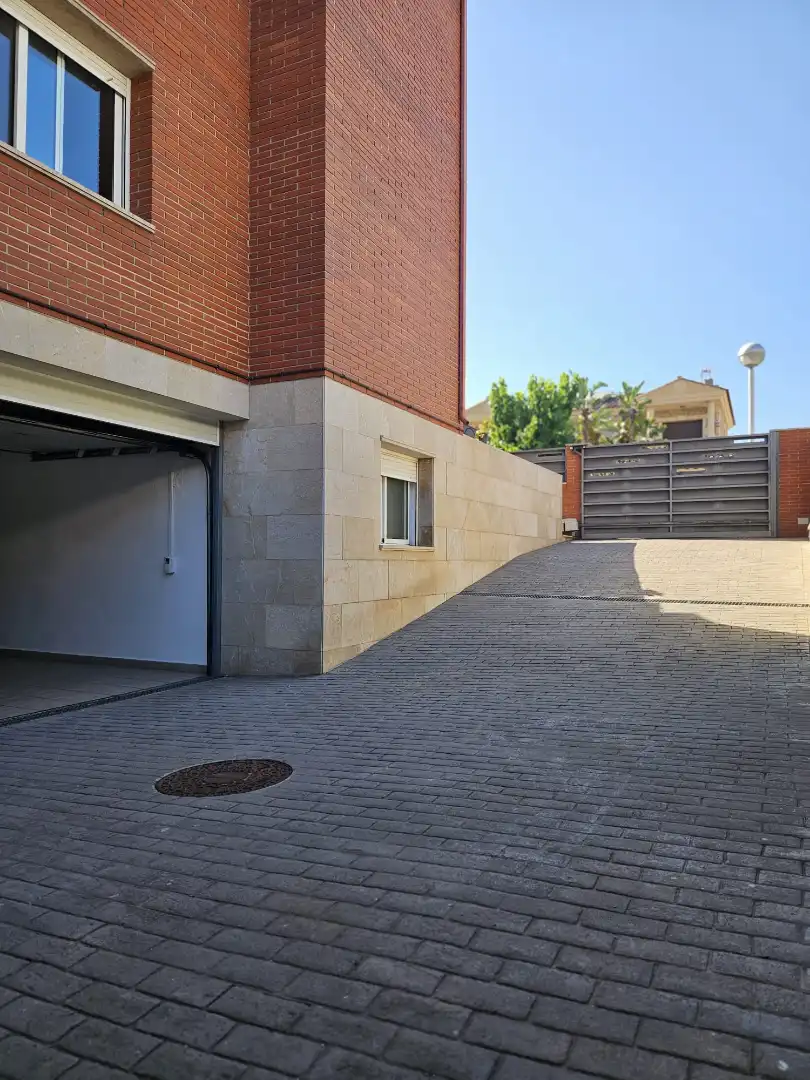 Vista exterior de Casa o xalet en venda en Salou amb Aire condicionat, Calefacció i Jardí privat
