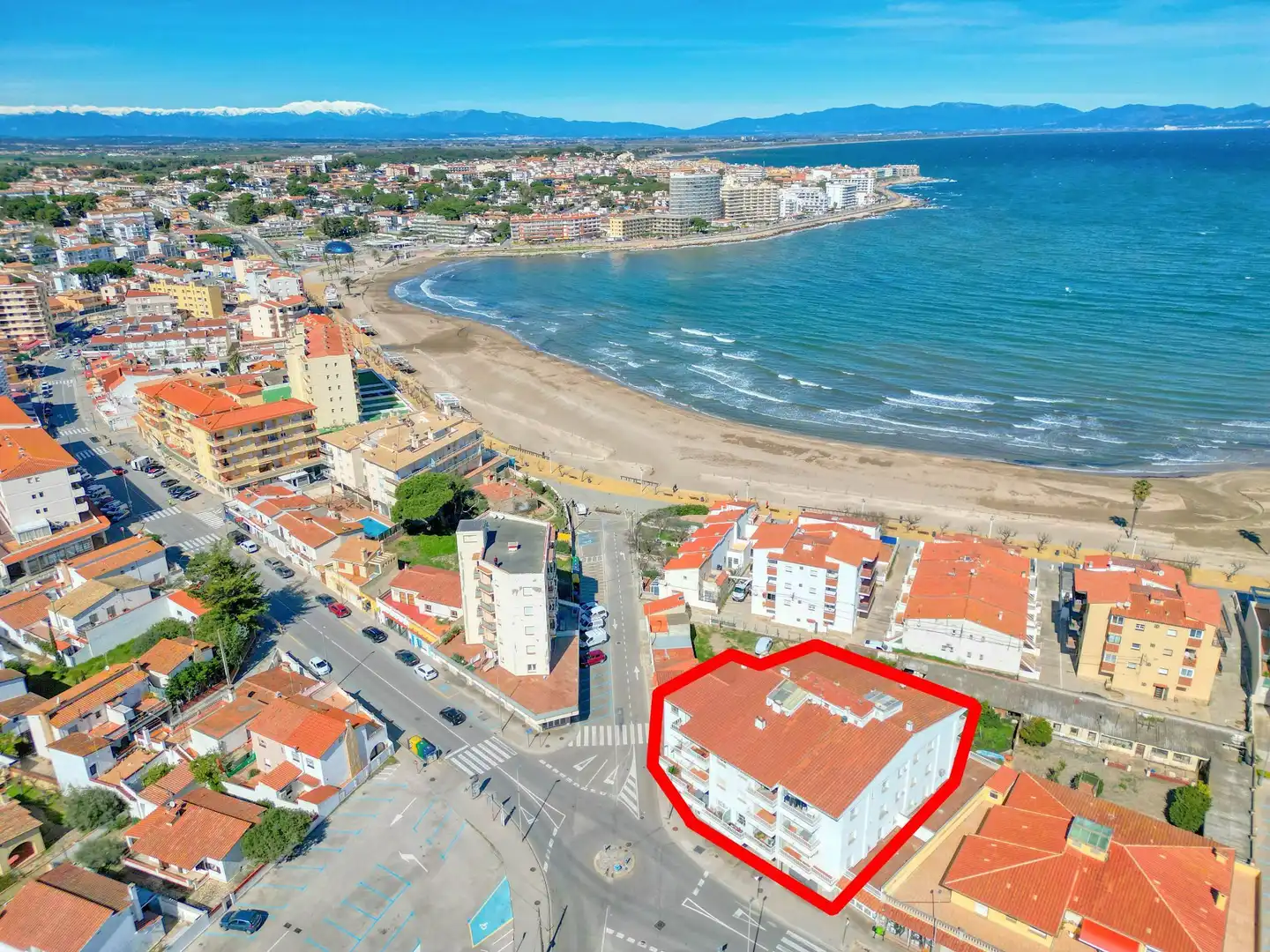 Vista exterior de Apartamento en venta en L'Escala con Calefacción, Terraza y Amueblado
