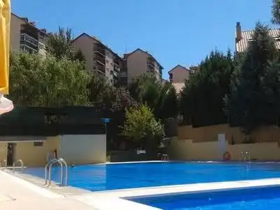 Piscina de Pis en venda en Algete amb Calefacció, Terrassa i Moblat