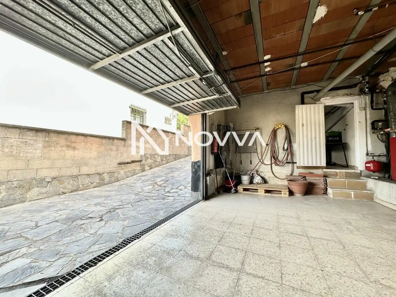 Aparcament de Casa o xalet en venda en Palafolls amb Jardí privat