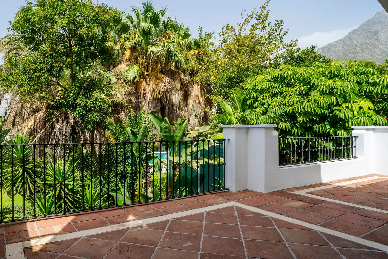 Jardí de Apartament en venda en Marbella amb Aire condicionat, Traster i Rentadora