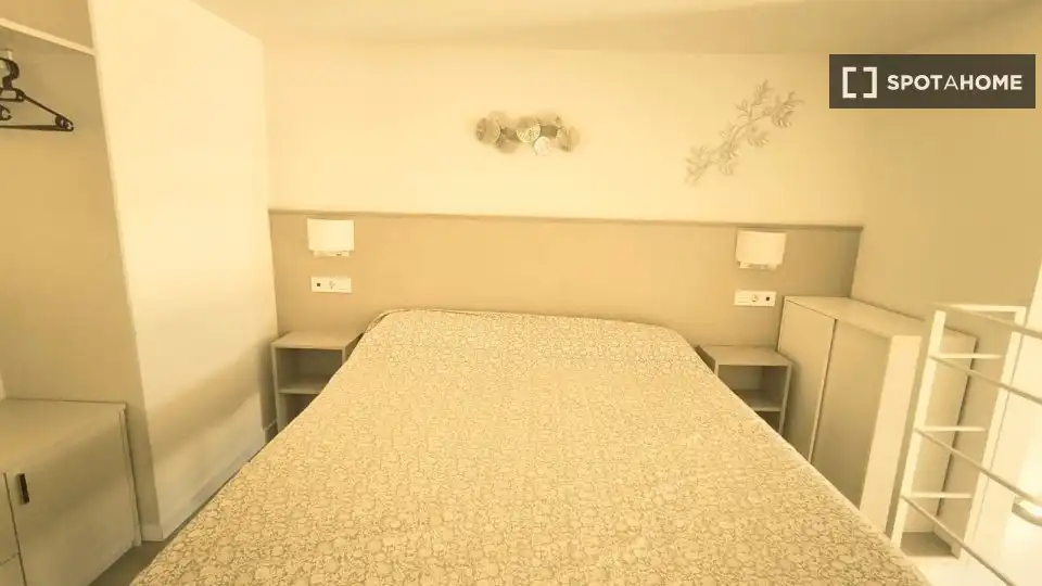 Habitación de Piso de alquiler en La Constitución - Canaleta