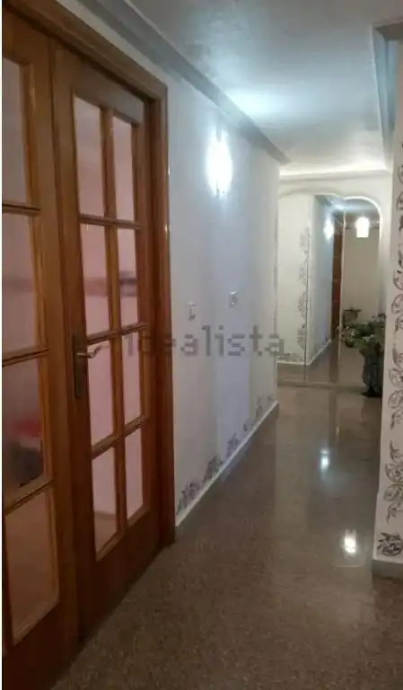 Piso de alquiler en Carolinas Altas