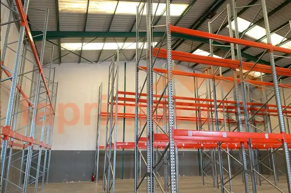 Industrial building to rent in Alaquàs, imagen 2