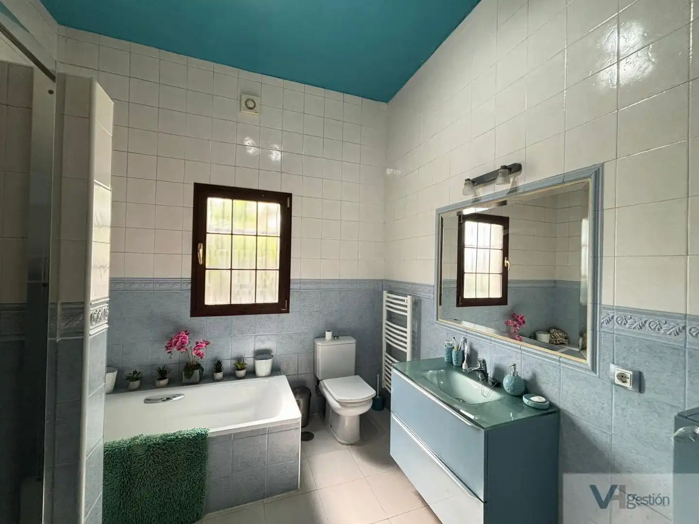 Baño de Finca rústica en venta en Morón de la Frontera con Aire acondicionado, Calefacción y Terraza