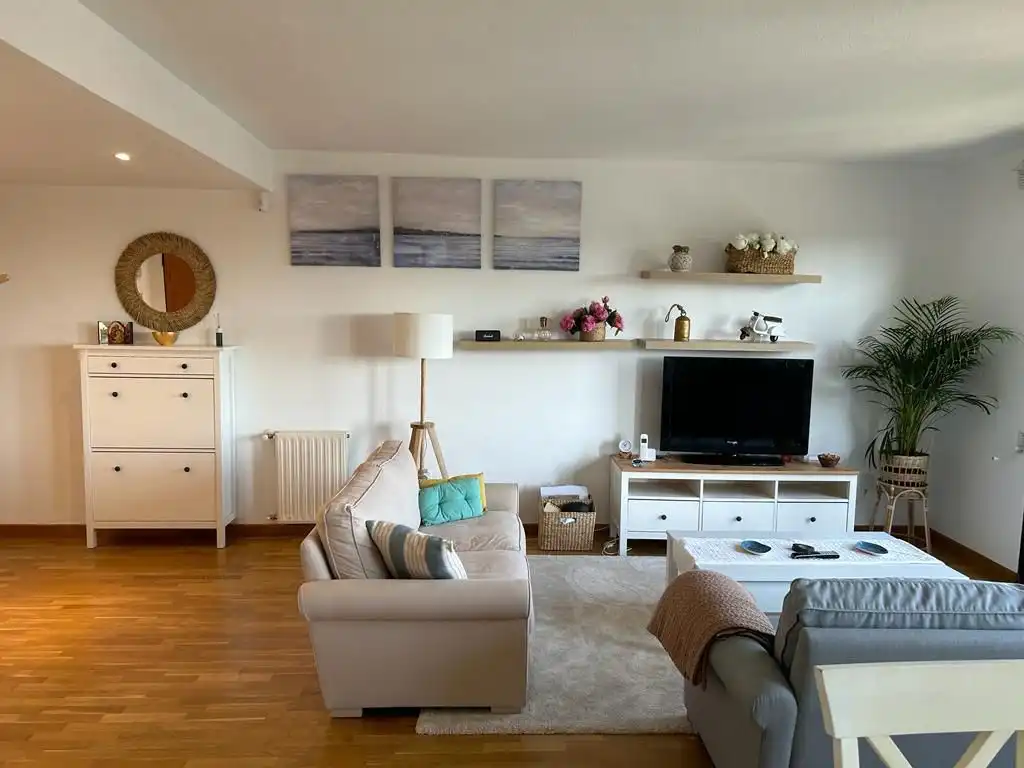 Wohnzimmer von Wohnung zum Verkauf in Valencia mit Klimaanlage, Heizung und Parkett