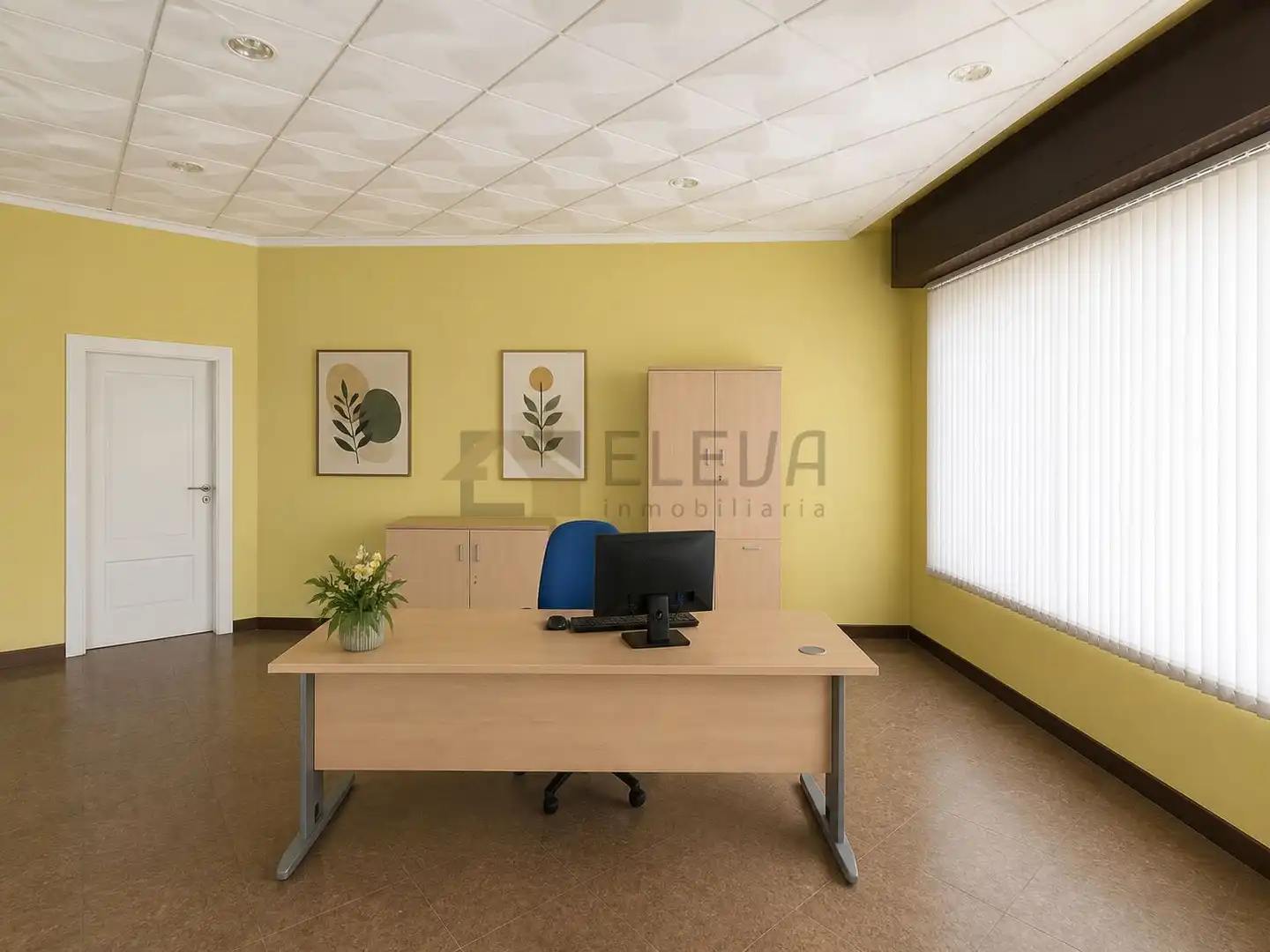 Local comercial de lloguer a La Roda, imagen 2