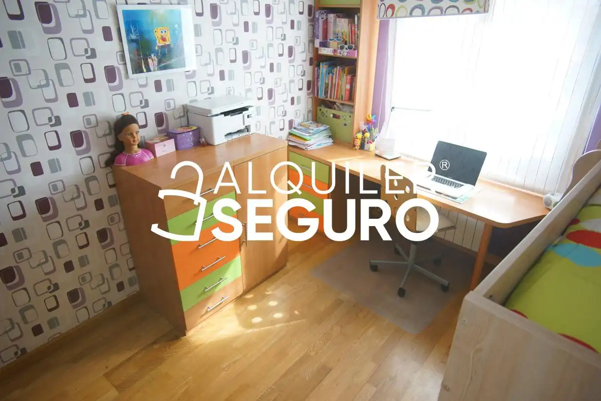 Piso de alquiler en Valladolid con Calefacción y Amueblado