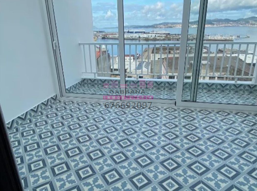 Bedroom of Flat to rent in Vigo   with Heating, Parquet flooring and Terrace