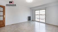 Bedroom of Flat for sale in  Granada Capital  with Air Conditioner and Terrace