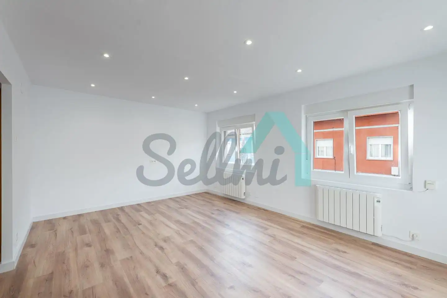 Living room of Flat for rent in Oviedo   with Heating and Storage room
