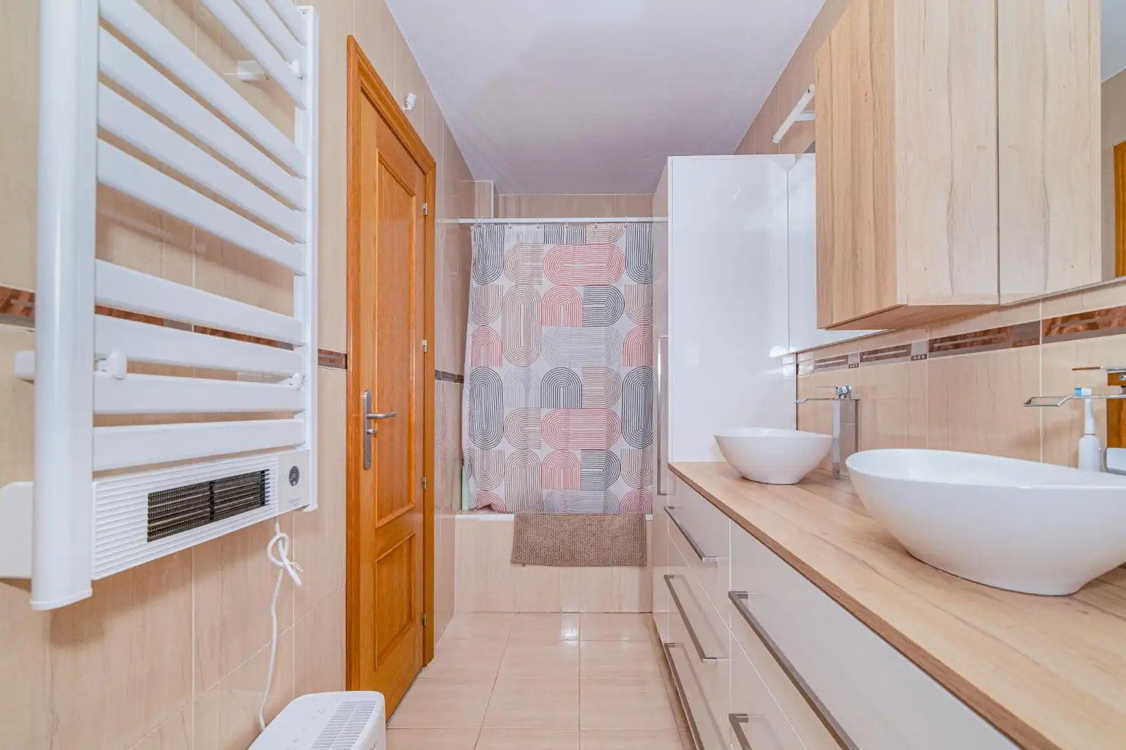 Bathroom of Duplexes for sale in Vegas del Genil