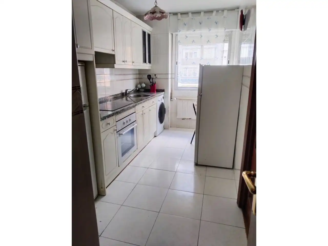 Kitchen of Flat for rent in Burgos  with Heating, Parquet flooring and Furnished
