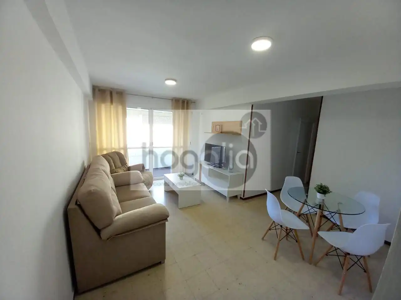 Wohnung zur Miete in Juan XXIII - Rochelambert