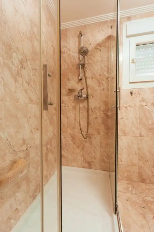 Bany de Casa o xalet en venda en Torrevieja amb Aire condicionat, Calefacció i Jardí privat
