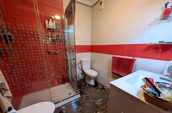 Bathroom of Flat for sale in Linares  with Air Conditioner, Heating and Terrace