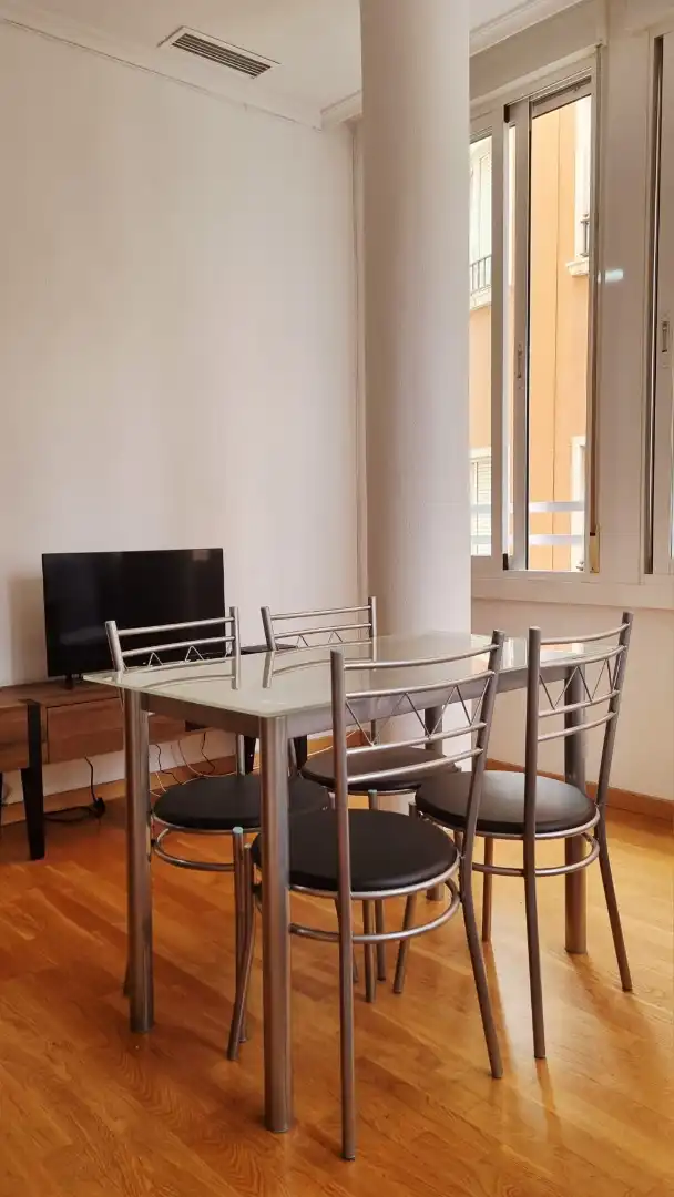 Flat with lift for sale in Carrer Sant Isidre 27, imagen 2