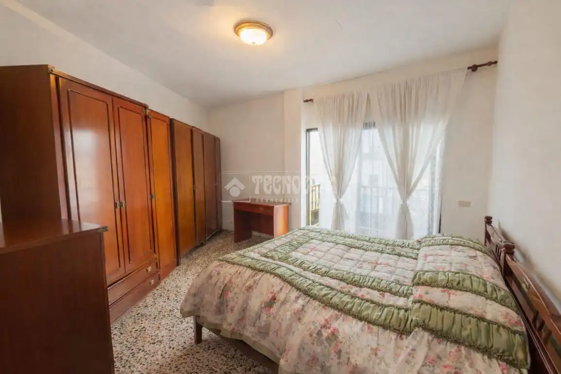 Habitación de Piso en venta en Santa Úrsula con Balcón