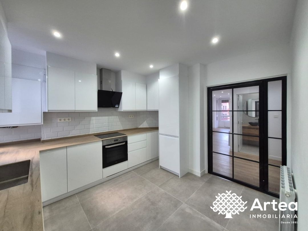 Pis en venda a Iturribide Kalea, Iturralde