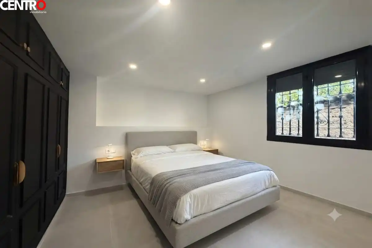 Bedroom of Flat for sale in Monachil  with Air Conditioner, Heating and Terrace