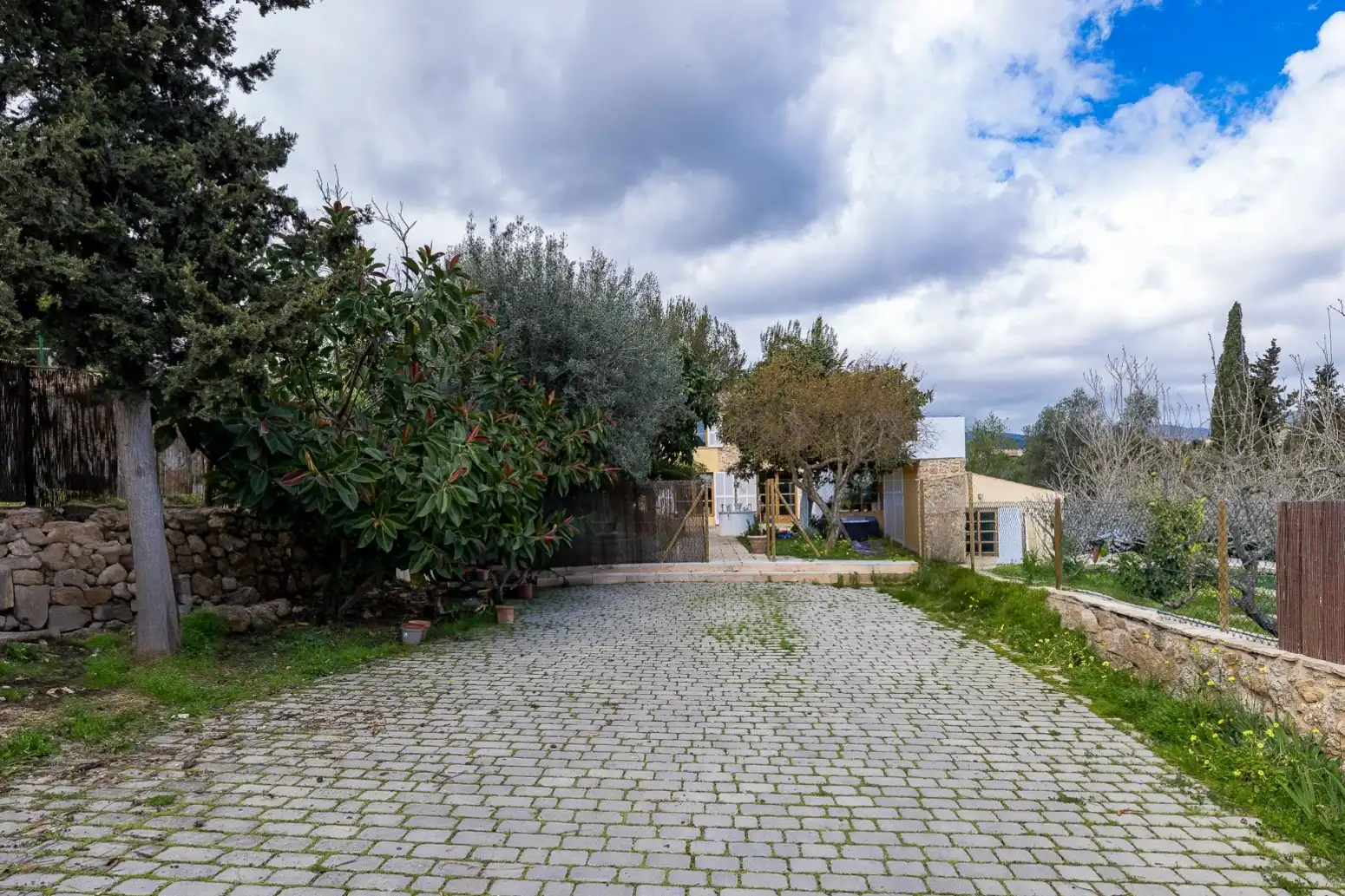 Jardí de Casa o xalet en venda en  Palma de Mallorca amb Parquet, Terrassa i Traster