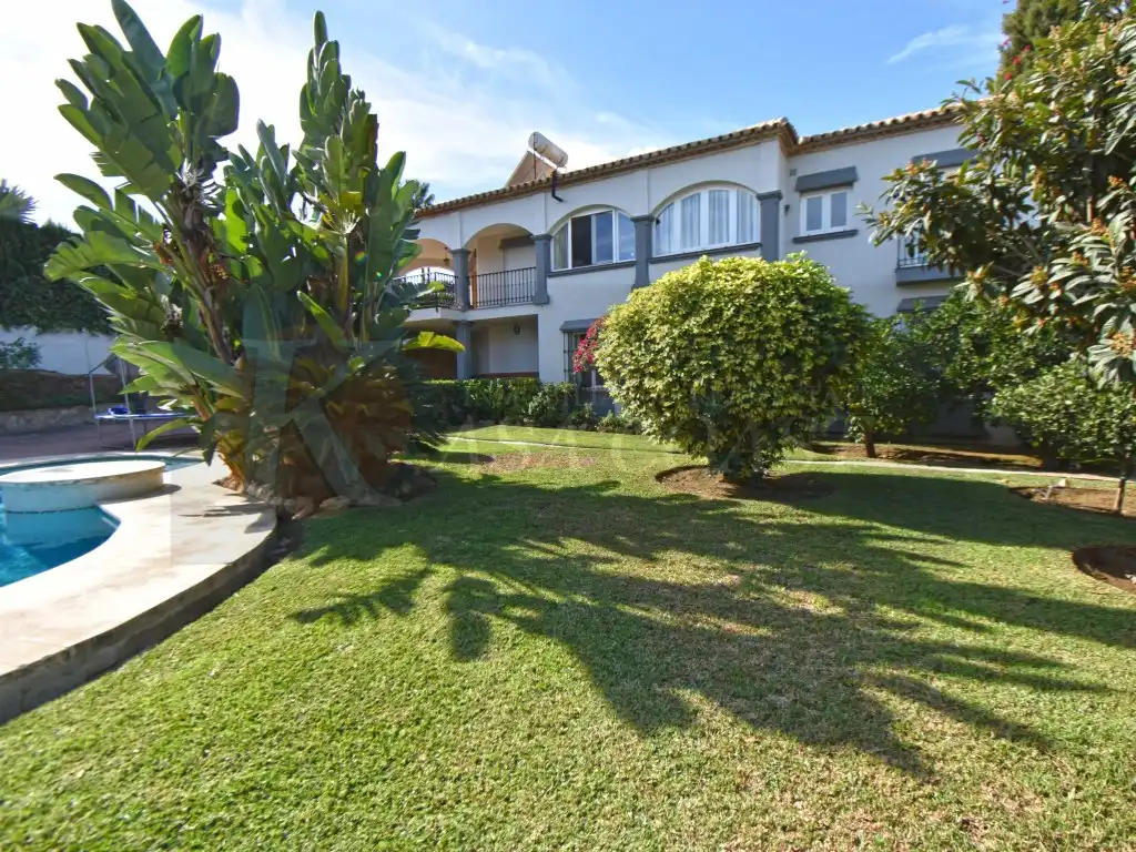 Jardí de Casa o xalet en venda en Mijas amb Aire condicionat, Jardí privat i Terrassa