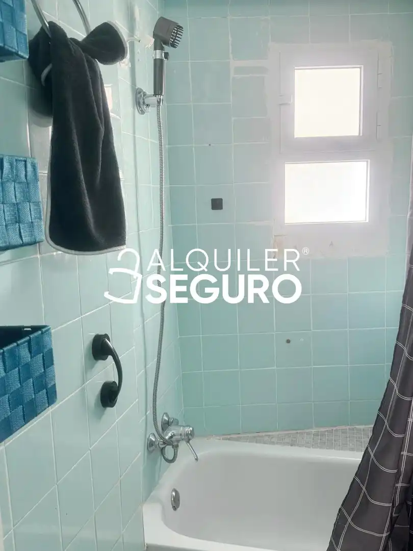 Bathroom of Flat for rent in Rincón de Loix