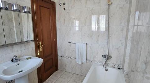 Photo 5 of Single-family semi-detached for sale in Urduliz, Bizkaia