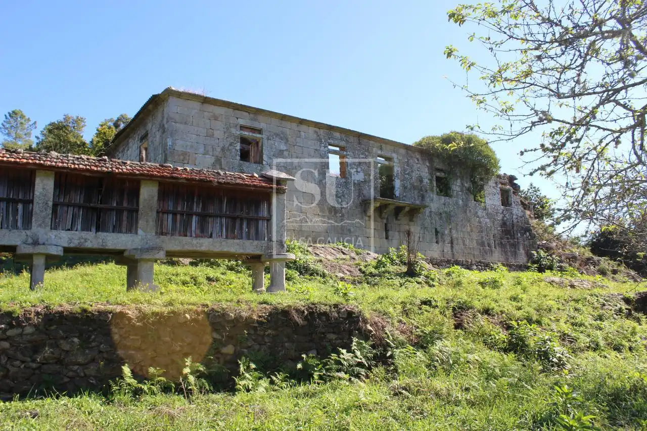 Casa rústica amb jardí en venda a As Neves, imagen 35