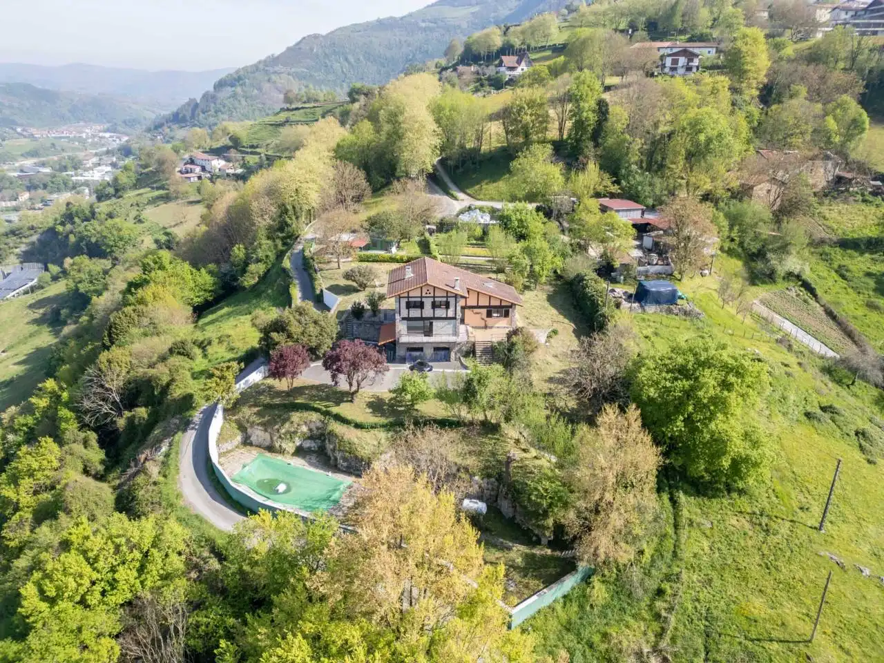 Vista exterior de Casa o chalet en venta en Tolosa con Calefacción, Jardín privado y Terraza