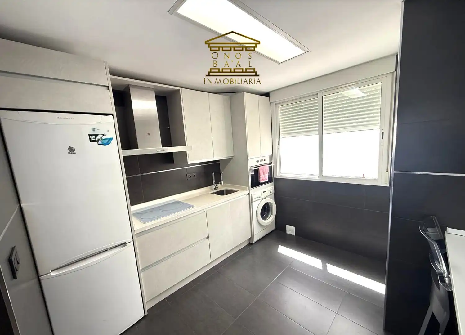 Kitchen of Flat for sale in Huelva  with Air Conditioner and Furnished