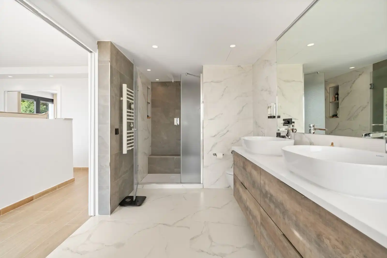 Chalet con piscina en venta en Calle los Granados 18, imagen 15