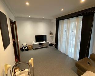 Living room of Flat for sale in Donostia - San Sebastián   with Heating, Terrace and Storage room