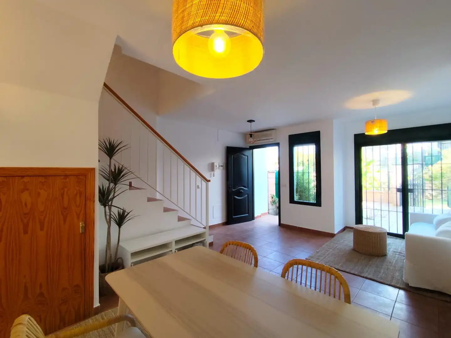 Casa adosada en venta en El Portil con Amueblado