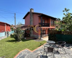 Jardí de Casa o xalet en venda en Llanes amb Calefacció, Jardí privat i Terrassa