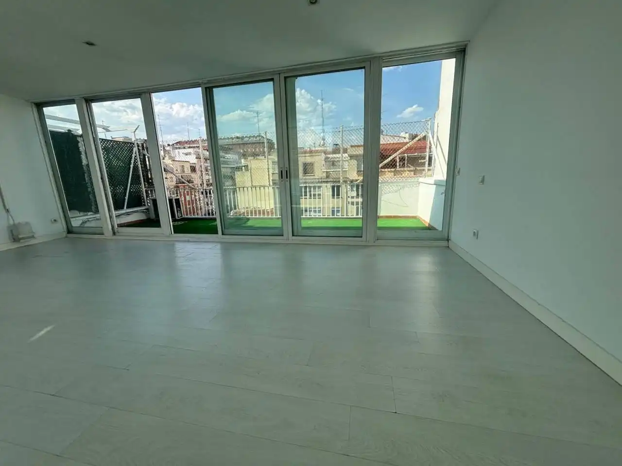 Terrasse von Dachboden zur Miete in Madrid mit Klimaanlage, Heizung und Parkett