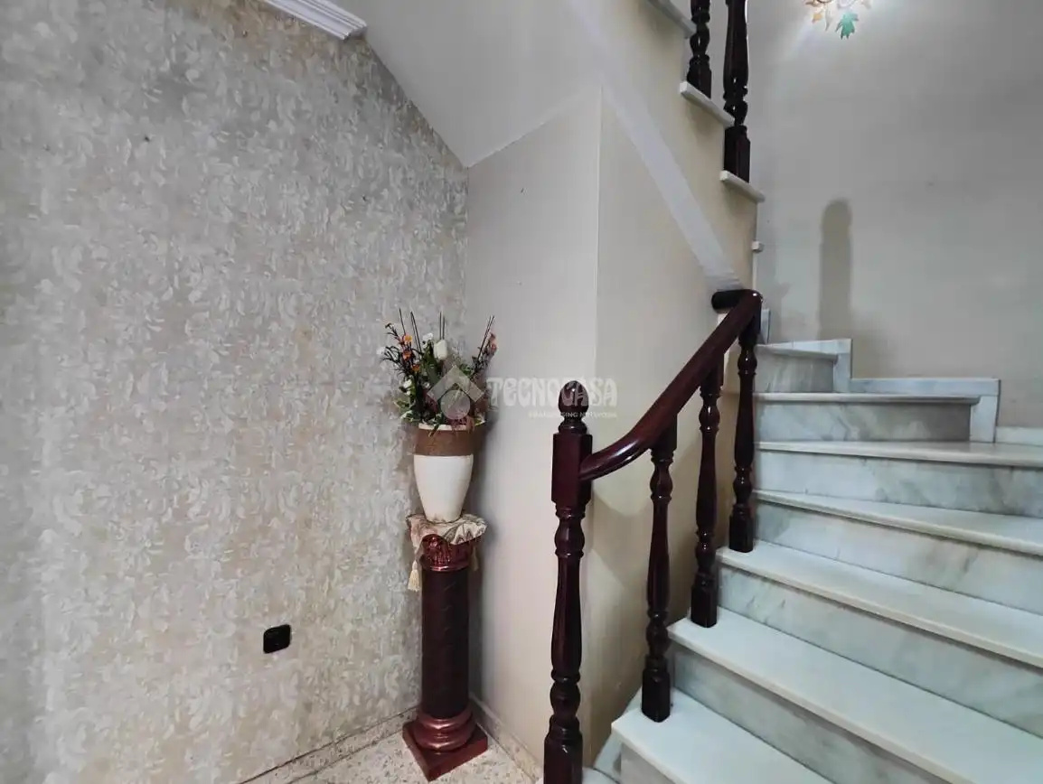 Casa pareada con terraza en venta en Los Palacios y Villafranca, imagen 22