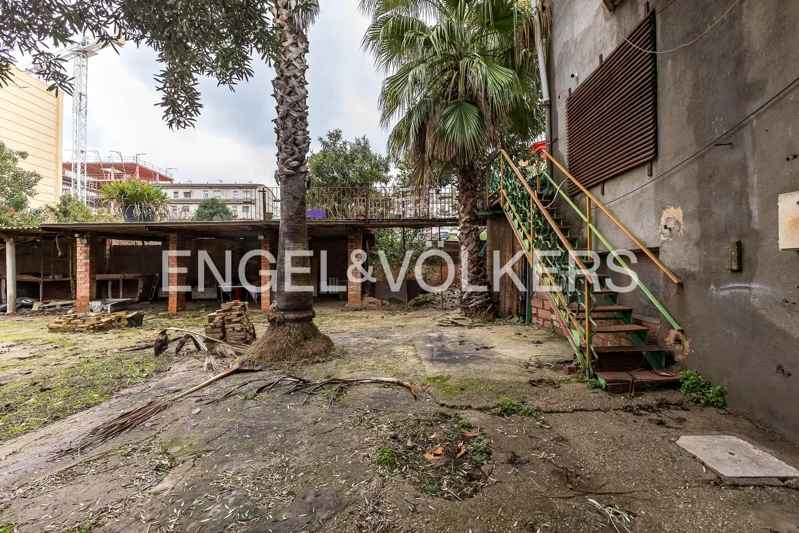 Exterior view of Houses for sale in Sant Vicenç Dels Horts  with Heating and Private garden