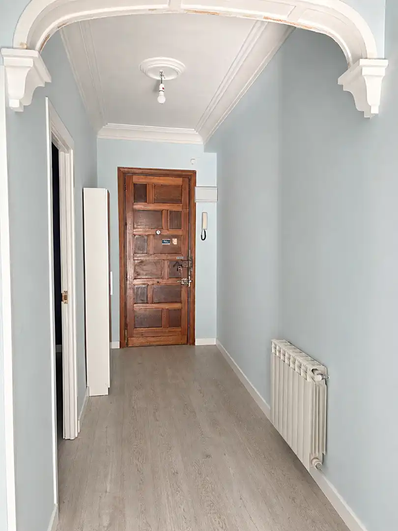 Wohnung zum Verkauf in Madrid mit Klimaanlage und Balkon