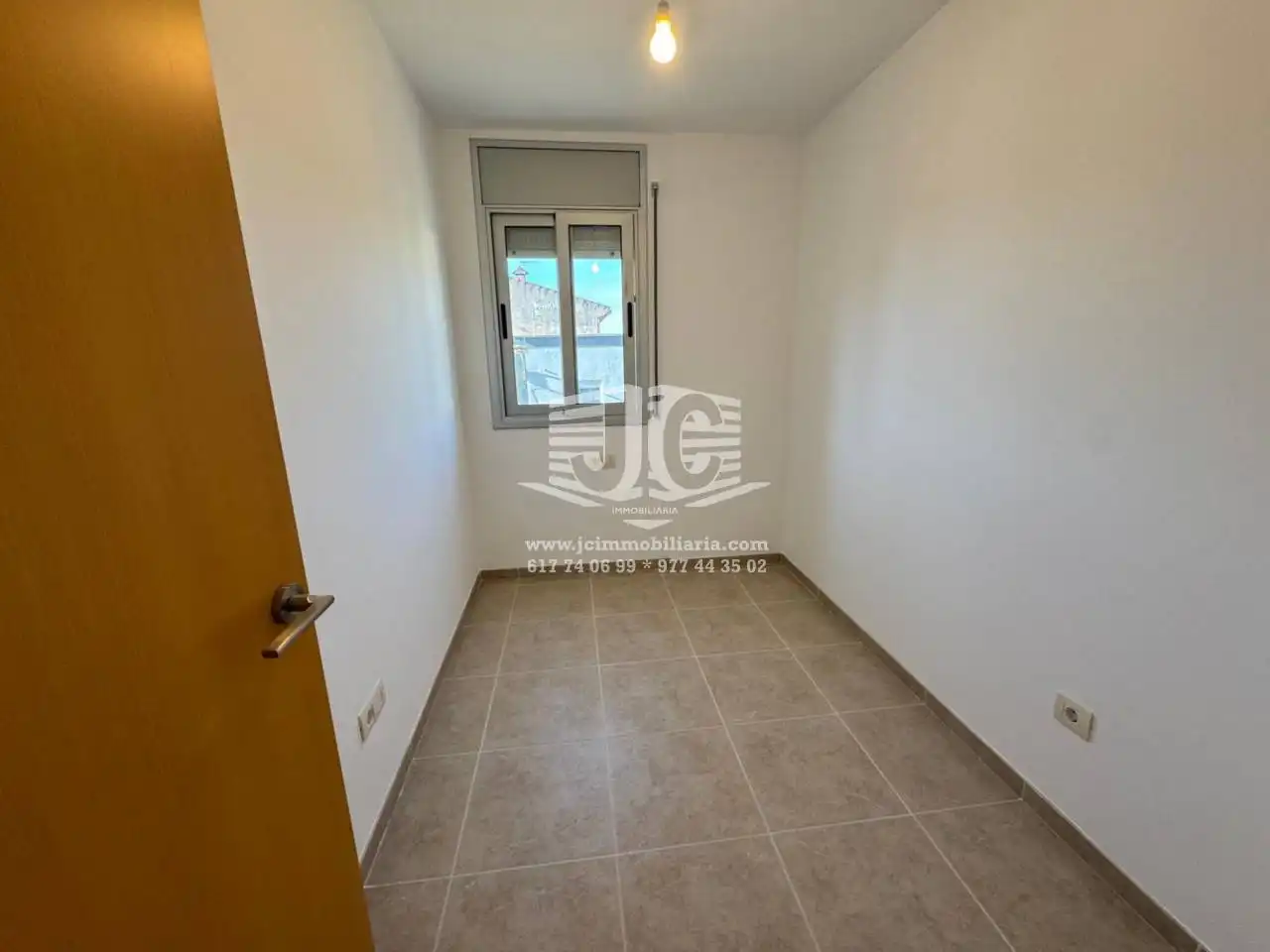 Bedroom of Flat for rent in L'Aldea  with Balcony and Alarm
