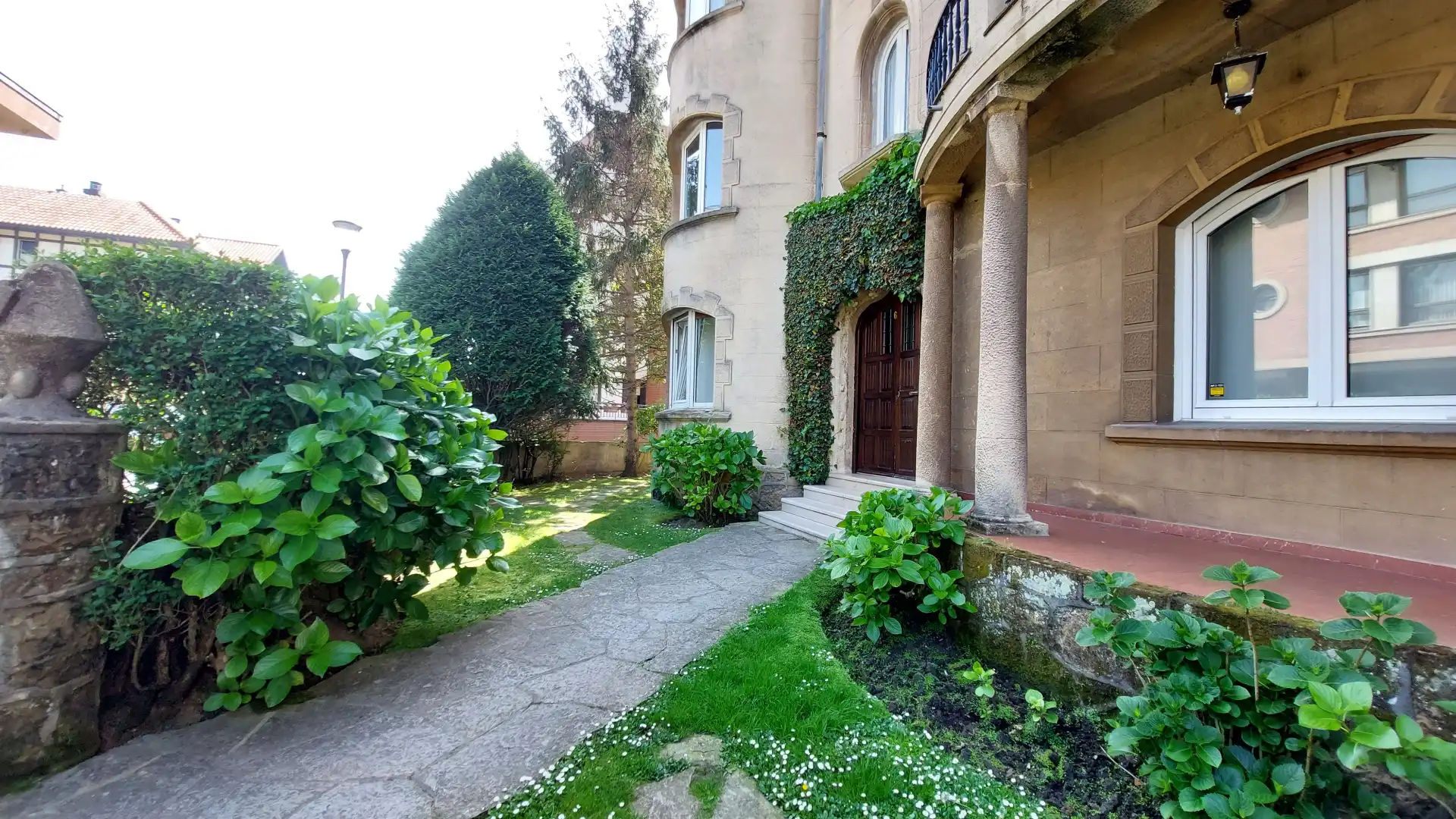 Außenansicht von Dachboden zum Verkauf in Getxo  mit Heizung, Privatgarten und Abstellraum
