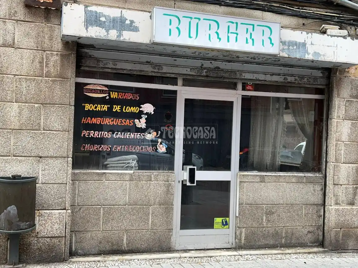 Local de lloguer en León Capital  amb Calefacció